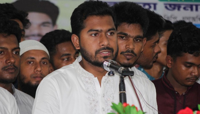 নুরের সতর্কবার্তা: সংস্কারবিহীন তড়িঘড়ি নির্বাচনে গণঅভ্যুত্থান আসতে পারে নুরের সতর্কবার্তা: সংস্কারবিহীন তড়িঘড়ি নির্বাচনে গণঅভ্যুত্থান আসতে পারে